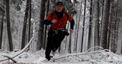 Wintertraining Joggen Schnee Running Laufen