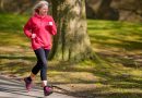 Frau Senioren Jogging Freizeit Erholungsphasen Sport Alter Fitness