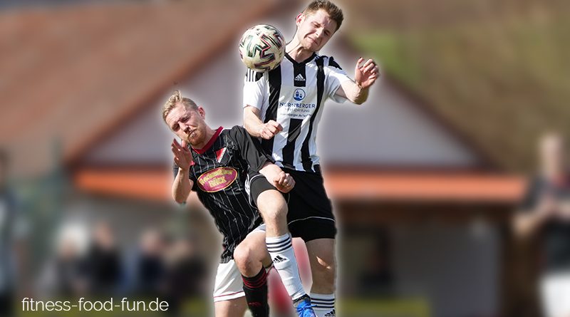 Fußball Zweikampf Kopfball Ist Joggen für Fußball wichtig