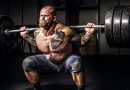 Gewicht heben Kraft Lifting Muskelaufbau Powerlifting Kniebeugen Bankdrücken Kreuzheben lifeplus Protein triple protein shake